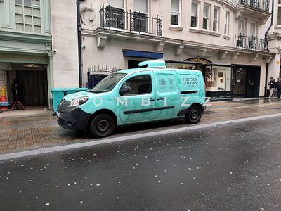 Fortnum & Mason Vehicle