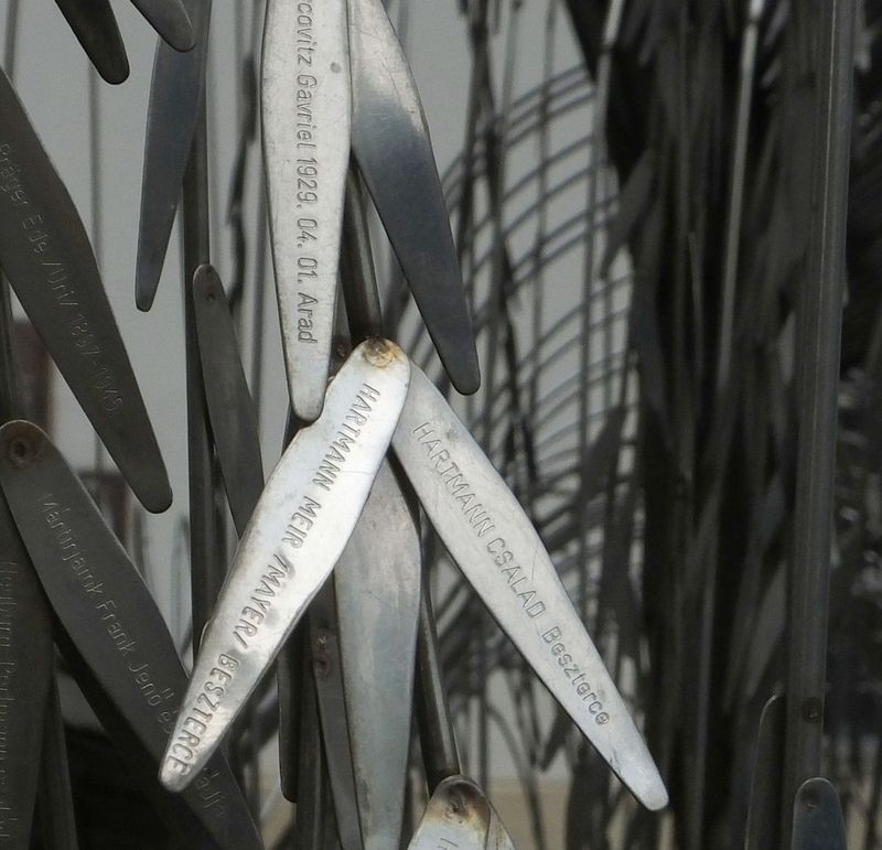 Metal leaves of Emanuel Remembrance Tree_Great Synagogue