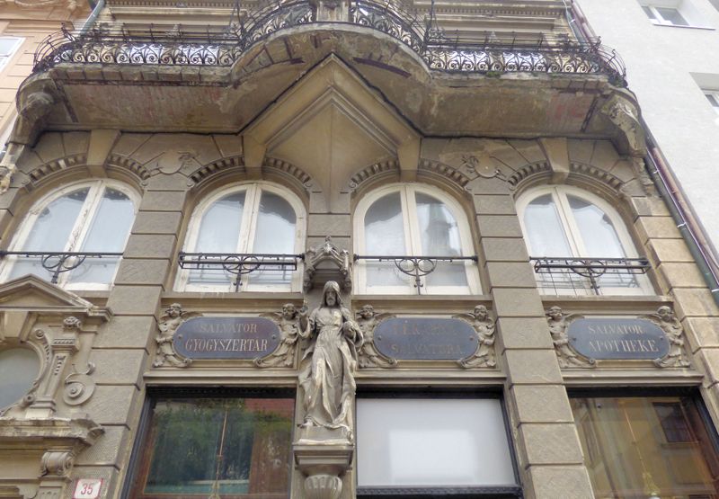 Pharmacy Salvator building opposite St Martins