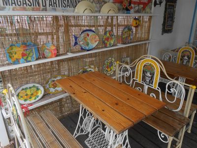 Alte_souvenir and coffee shop
