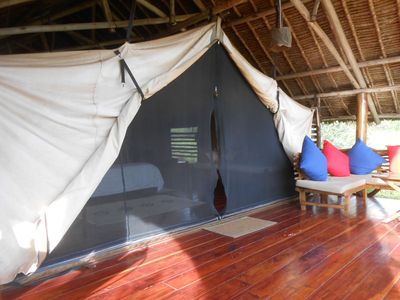 Tent 8 balcony