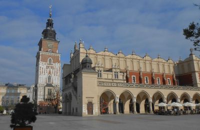 Town Hall Clocktower and Cloth Hall_Main Market Square