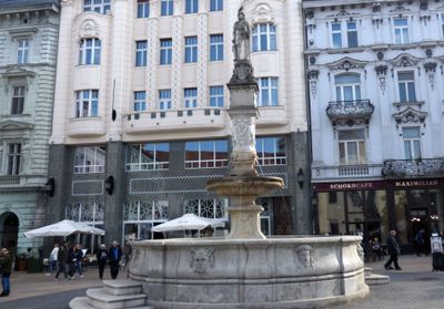 Maximilian Statue_Hlavne Square