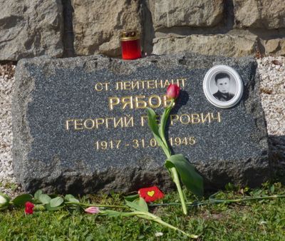 Slavin_memorial to and graves of Soviet soldiers who liberated Bratislava April 1945