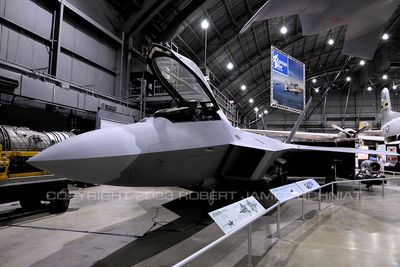 Lockheed Martin F-22A Raptor angle.jpg