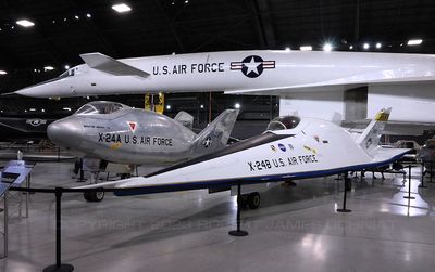 Martin X-24A and X-24B.jpg