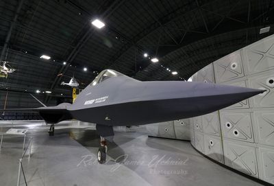 Northrop McDonnell YF-23A Black Widow II 24.jpg