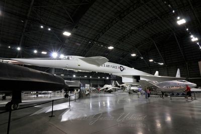 North American XB-70 Valkyrie 24.jpg