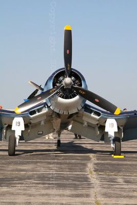 f4uheadon.JPG