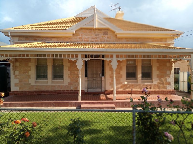 One of many distinctively South Australian homes in inner-city Adelaide