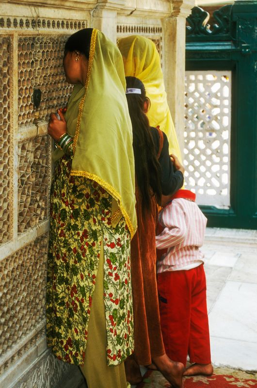 1974, a year on the road - Part II, Overland across Asia