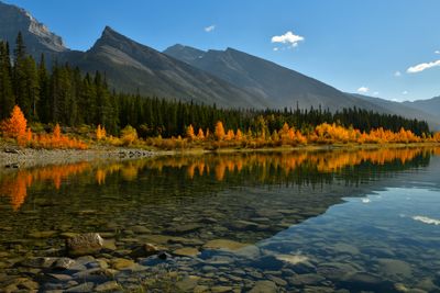Canada Kananaskis Spray Lakes Reservoir Autumn 1.jpg