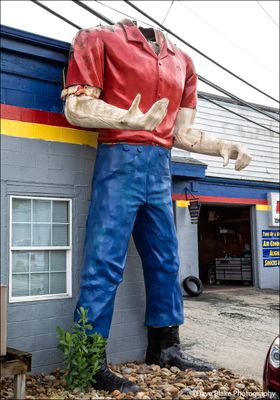 833426 Headless MM Greensburg PA 2022