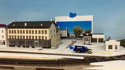 Todd_Herman_HO-scale_layout-2.jpg