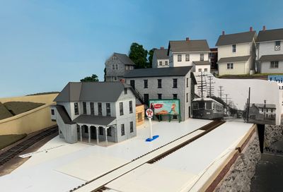 Todd_Herman_HO-scale_layout-3.jpg