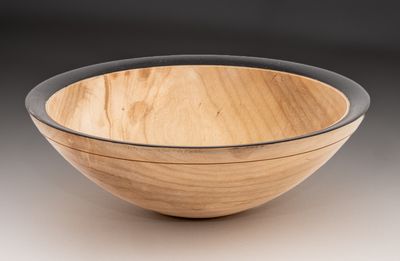 Bowl with coloured rim.
