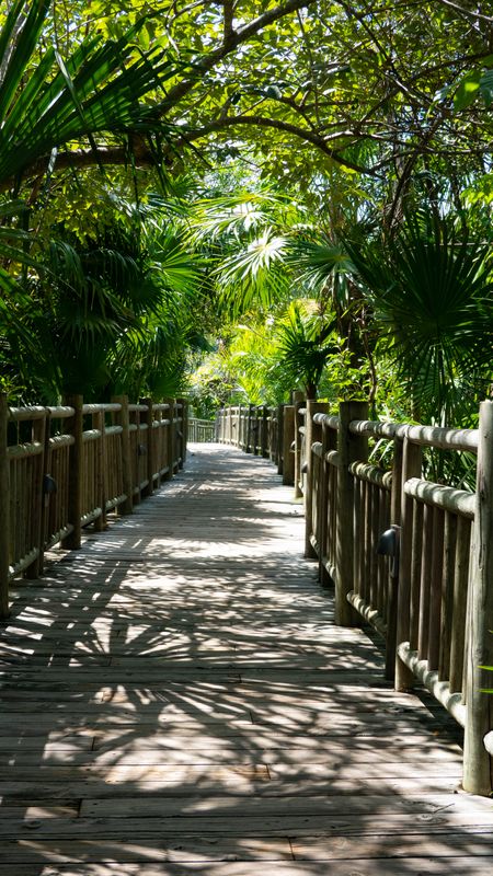 Vidanta walkway