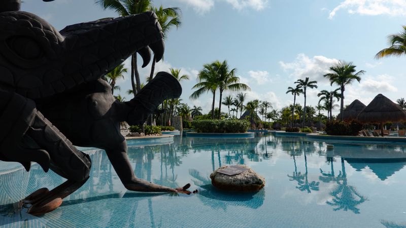 Grand Mayan Pool Statue