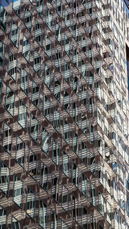 Some Crazy Fidi Window Reflections