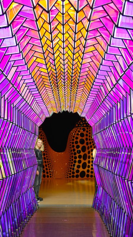 Olafur Eliasson: One-way colour tunnel