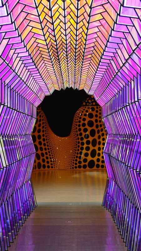 One-way colour tunnel by Olafur Eliasson at SFMOMA  