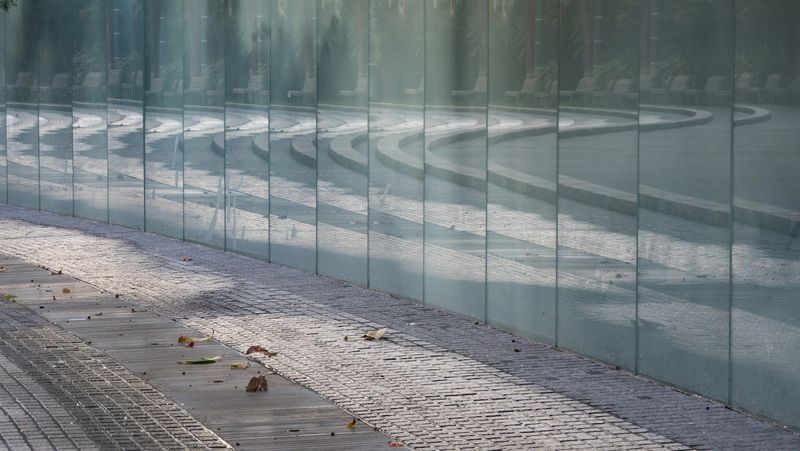 Salesforce Park Bus Fountain