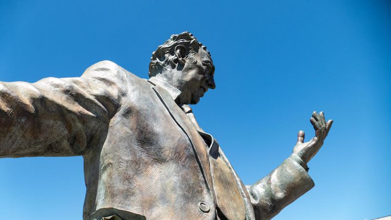 Phillip Burton Statue