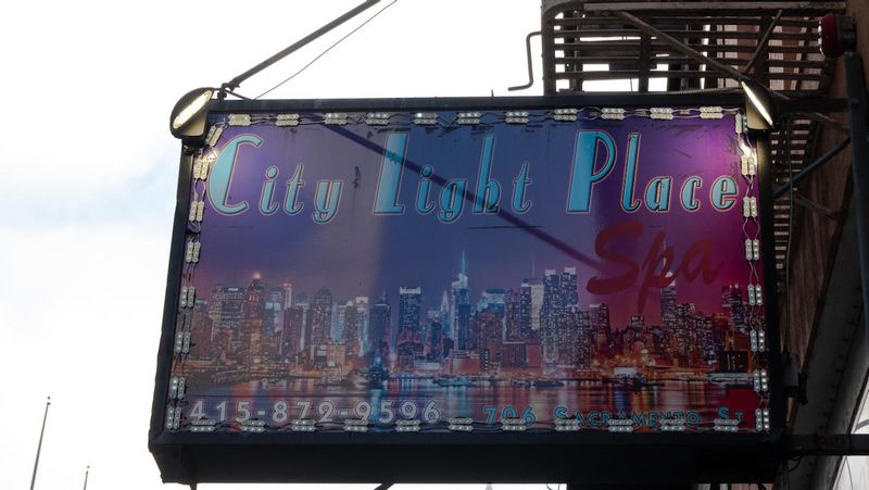 City Light Place