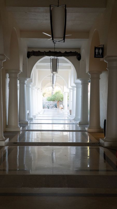 Hilton Los Cabos Hallway