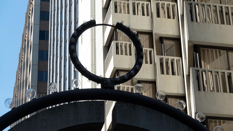 Commercial Street Circle
