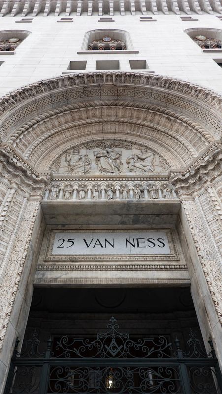 25 Van Ness
