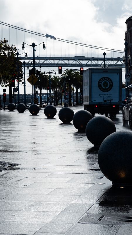 A Brake in the Rain Along The Embarcadero