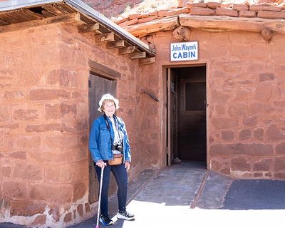 John Waynes's Cabin-5160290.jpg