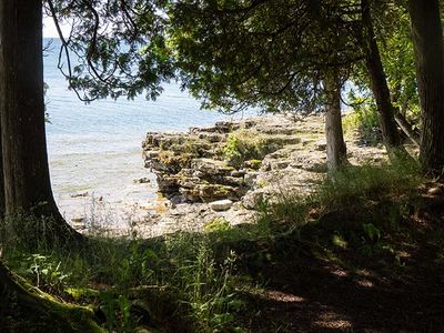 Cave Point Shoreline