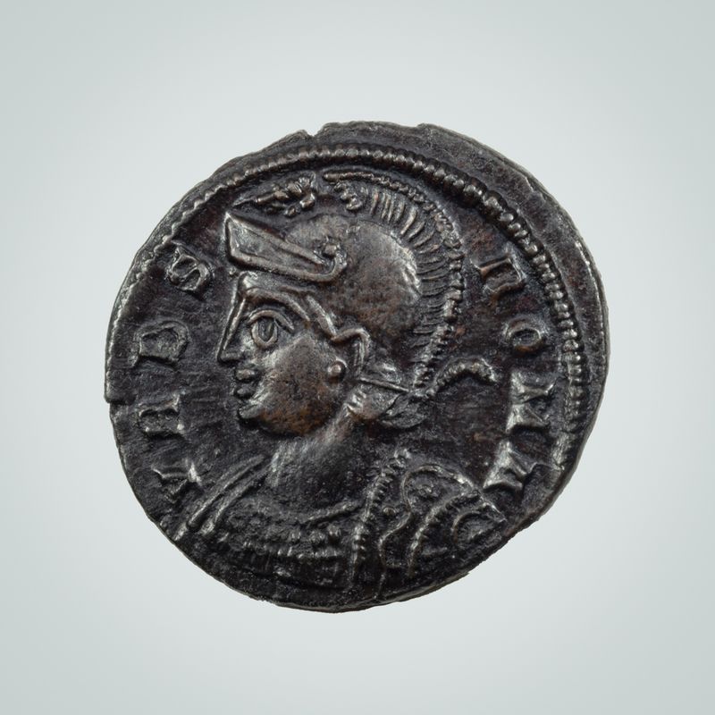 Urbs Roma portrait head, precursor for the Brinton Bracteate head
