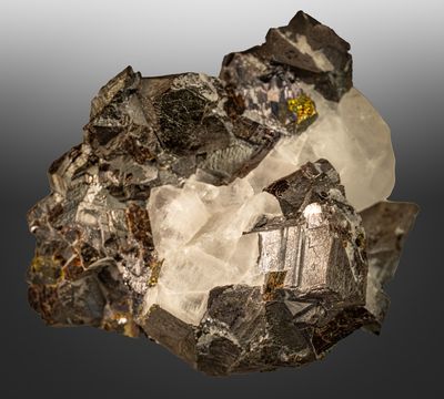 Siderite with galena, chalcopyrite and cryolite, Ivigtut, from Mineralogical Museum of the University of Copenhagen (1951)