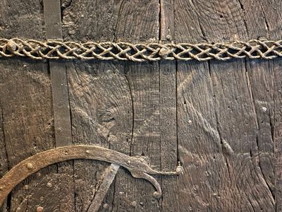 Stillingfleet snake interlace and beast head