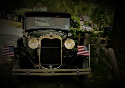 An old Ford in the Memorial Day Parade 2023