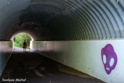 Tunnel Alien