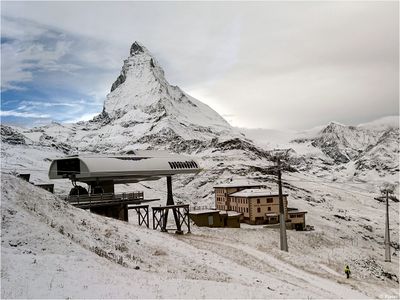 Switzerland Postcards (Mountain Living)