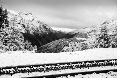 Switzerland Postcards (Mountain Living)