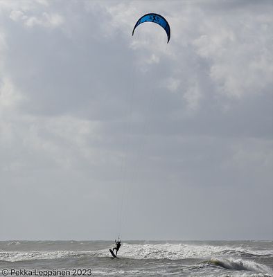 Kiteboarding VII: about to fly