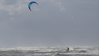 Kiteboarding XIV: gaining altitude