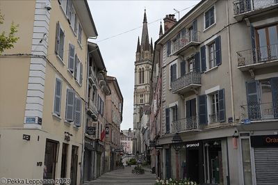 Voiron street II