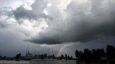 Marine rainbow