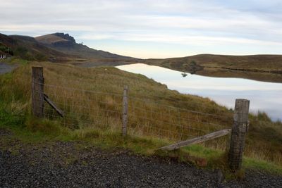 Old Man of Storr en Loch Leatham