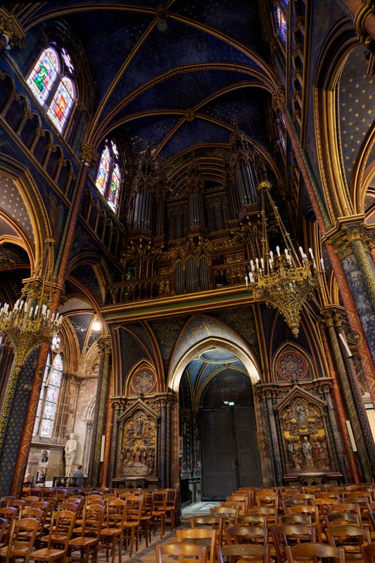 Dans la Basilique de Bonsecours