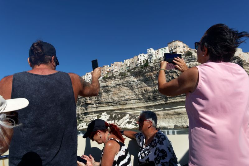 BonifacioNous autres les touristes