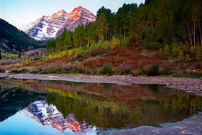 Pastel pink sunrise, Maroon Bells, Aspen, CO