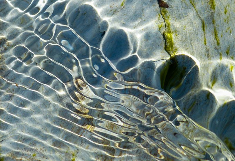 light waves 670